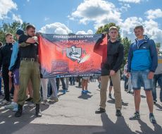 Participants in the rally against the regional authorities