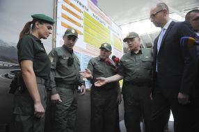 Arseniy Yatsenyuk and Viktor Nazarenko