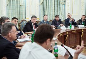 Poroshenko meeting with public representatives