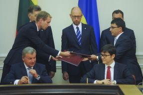 Andrey Pivovarsky, Arseniy Yatsenyuk and Algirdas Butkevicius