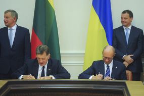 Aivaras Abromavicius, Arseniy Yatsenyuk and Algirdas Butkevicius