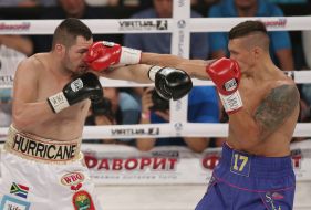 Oleksandr Usyk and Johnny Muller