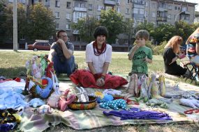Учасники "Garage sale"
