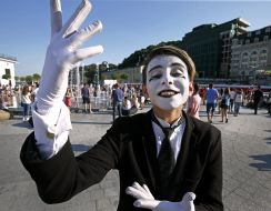 mime