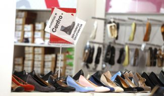 Picket of shoe store