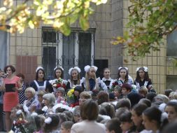 Knowledge Day at school in Krasnogorovka