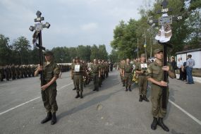 Farewell ceremony with soldiers
