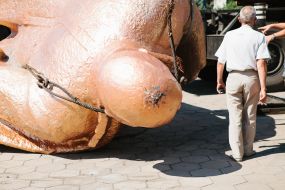 Dismantling of monument to Lenin