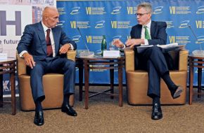 Aleksandr Yaroslavsky and Geoffrey R. Pyatt