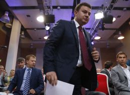 Vitali Homutynnik, Viktor Bondar