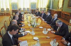 Arseniy Yatsenyuk and Andrej Kiska