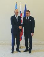 Arseniy Yatsenyuk and Robert Fico