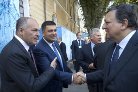 Viktor Pinchuk, Vladimir Groisman and José Manuel Barroso