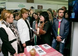 Marina Poroshenko and Mariya Matios