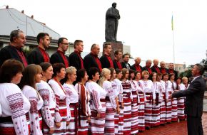 Hutsul festival participants