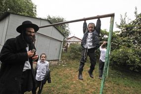 Hasidim in Uman