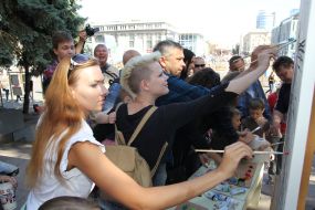 Opening the "Museum of the alley"