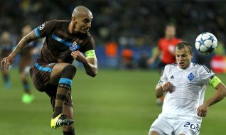 Playing moment of match