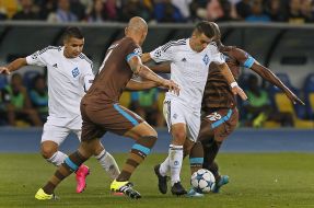 Playing moment of match