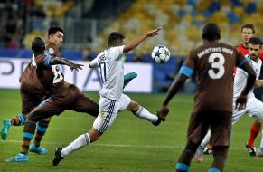 Playing moment of match