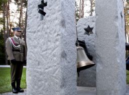 Memorial to the victims of totalitarianism in Bykovnya