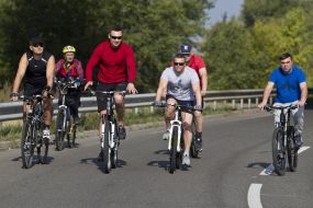 Vitali Klitschko rides a bicycle