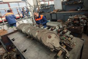 Electric machine shop