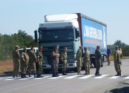 Blocking roads at the "Kalanchak" checkpoint