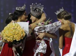 Awarding of winner of "Miss Ukraine 2015"