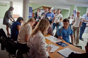 Polls point to a new patrol police