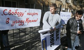 Participants of the rally in support of the activists of "Svoboda"