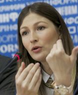 Еміне Джеппар