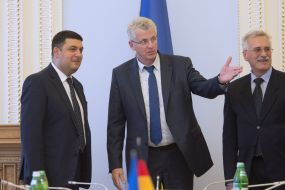 Vladimir Groisman and Carl Georg Velmann