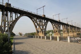 Railway bridge in Dnepropetrovsk