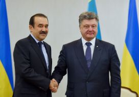Petro Poroshenko and Karim Masimov