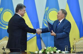 Petro Poroshenko and Nursultan Nazarbayev
