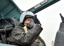 Петро Порошенко на місці другого пілота