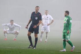 Playing moment of match