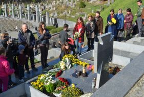 Відкриття пам’ятника на могилі Віктора Гурняка