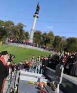 Відкриття пам’ятника на могилі Віктора Гурняка