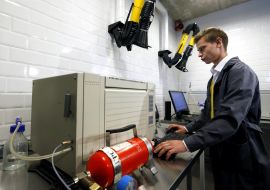 Checking the quality of gas 