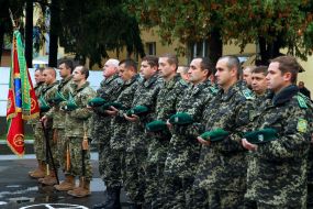 Soldiers Chop border detachment