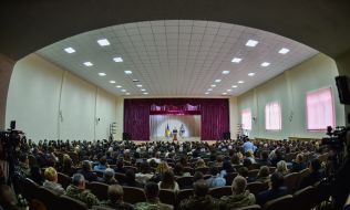 Petro Poroshenko during a meeting with students