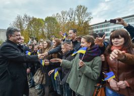 Petro Poroshenko during a meeting with students