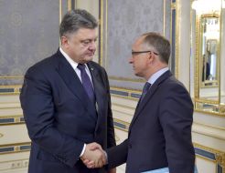 Petro Poroshenko and   Ian Tombinsky