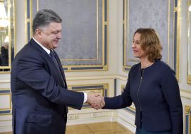 Petro Poroshenko and Isabelle Dumont