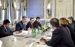 The President met with the ambassadors of the "Group of Seven"