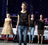 Showing of clothes using wine corks