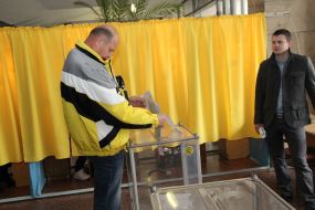 Voting in local elections in 2015 in Dnepropetrovsk