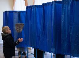 Voting in local elections in 2015 in Kiev